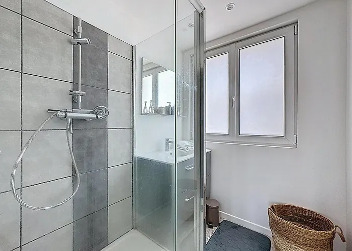 6 Personnes - Garage Wilson Clermont-Ferrand